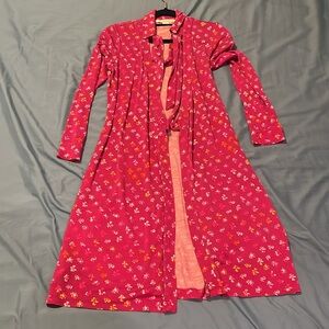 Pink Diane von Furstenberg dress Size 2
Gently used